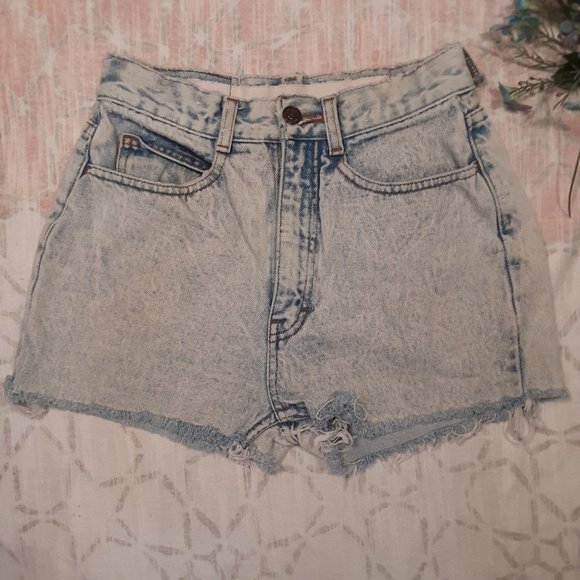 Jordache Pants - Jordache vintage acid wash shorty shorts sz 24"W
